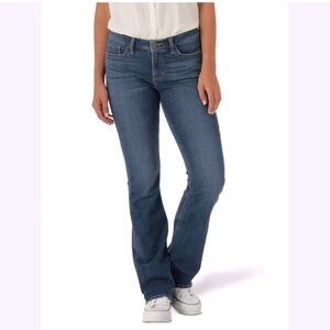 LEE Blue Midrise Bootcut Jeans Size 10P NWOT